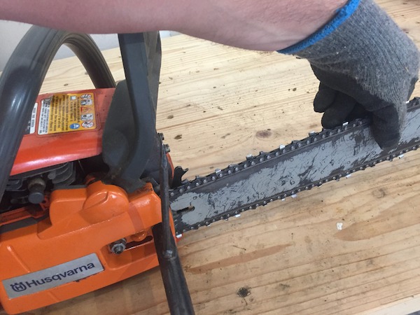 Adjusting Your Chainsaw Chain Tension The Right Way 9189