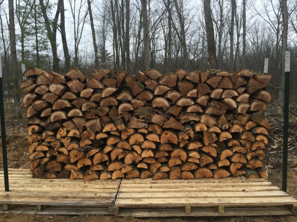 Stacking Firewood On Pallets - Wood Stacking Techniques